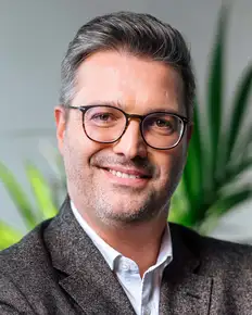 Protrait von Stephan Harikantha